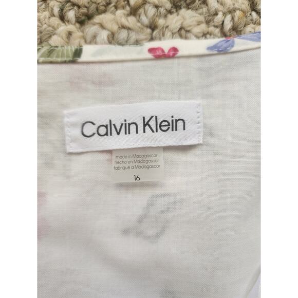 Clavin Klein Women's Floral Lined  Wrap Dress w/  Bell Sleeves‎ Size 16 - Picture 5 of 6